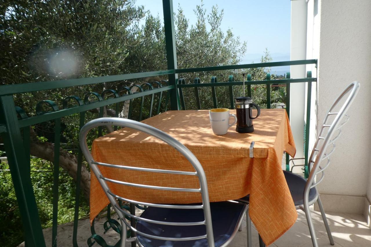 Apartments And Rooms With Parking Space Tucepi, Makarska - 6901 Eksteriør bilde